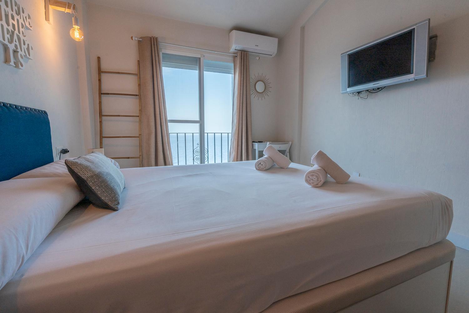 Pueblo Acantilado Sea View El Campello Luaran gambar